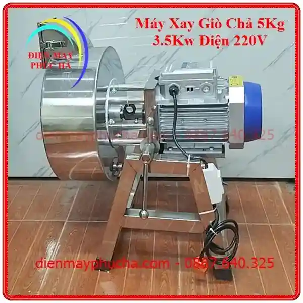 Máy Xay Giò Chả 5Kg 3,5Kw 220V – góc chụp 3, cơ cấu lật nghiêng 90 độ giúp thuận tiện khi đổ thành phẩm ra ngoài