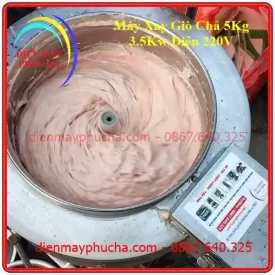 Máy Xay Giò Chả 5Kg 3,5Kw 220V – góc chụp 6, thịt sau khi xay thành mọc, rất nhuyễn và có độ bóng, không bị nóng mọc