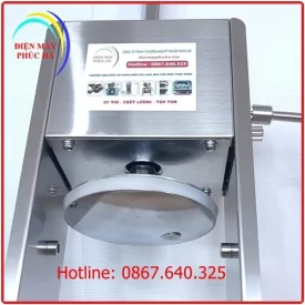 Máy đùn xúc xích 3 lít chất liệu inox 304 có đầu nén được chế tạo chính xác, gioăng cao su kín khít