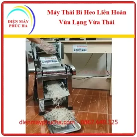 Máy thái bì heo liên hoàn đang lạng mỏng và thái bì heo thành sợi nhỏ, mỏng