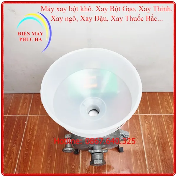 Máy xay bột khô động cơ 1,5kw có phễu chứa nguyên liệu tiện lợi, lá van tuỳ chỉnh lượng hạt xuống dưới