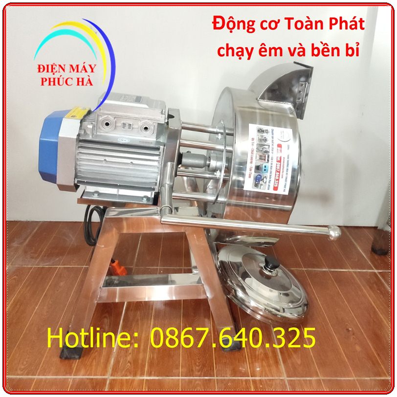 Máy Xay Giò Chả 5Kg 3,5Kw 220V – góc chụp 3, cấu tạo chi tiết rõ nét, vật liệu inox, motor khỏe, bền bỉ.