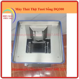 Máy Thái Thịt Tươi Sống DQ300 - Ảnh chi tiết cấu tạo bộ dao với thiết kế chắc chắn, dễ dàng tháo lắp.