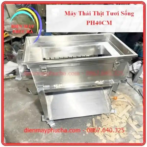 Máy Thái Thịt Tươi Sống Công Nghiệp PH40CM – Ảnh tổng thể sản phẩm, toàn thân, góc chính diện, chất liệu inox bền đẹp, năng suất cao.