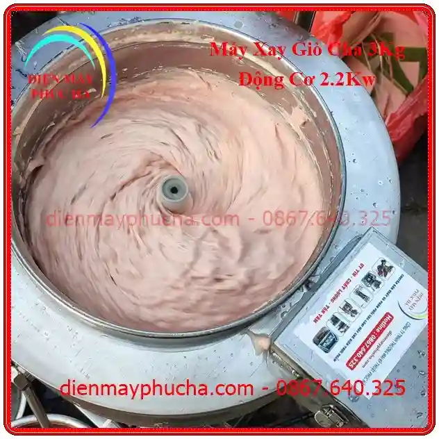 Thành phẩm khi xay xong của máy xay giò chả 3kg 2.2kw