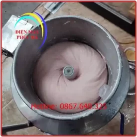 Thành phẩm khi xay xong của máy xay giò chả 3kg inox 304