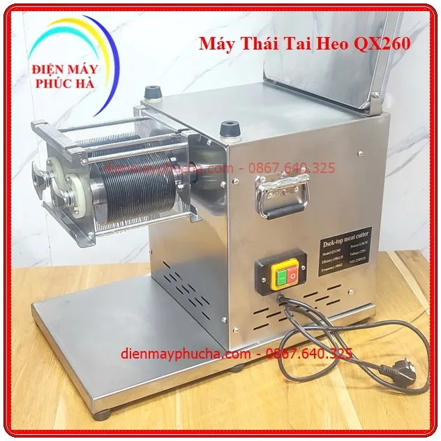 Máy Thái Tai Heo QX260 - Ảnh bộ dao với nhiều lưỡi sắc bén, chất liệu lưỡi bằng thép chống gỉ, lược dao bằng inox chắc chắn.